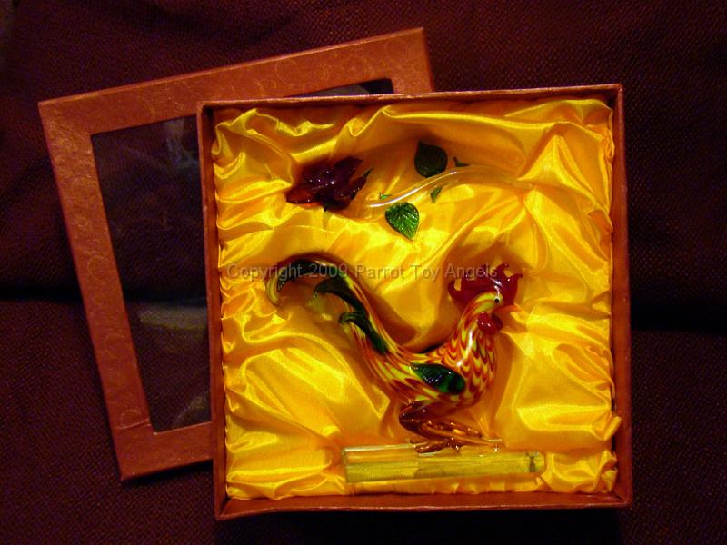 handblownrooster.jpg - Hand blown Rooster and Rose Set